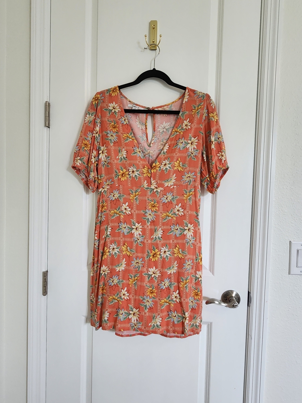 NWOT O'Neill Coral Floral Tank Dress with Yellow & Blue Flowers
